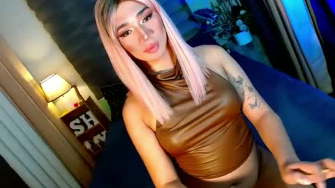 MISS SHANE online show from November 7, 5:13 pm