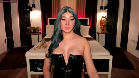WET AND WILD YHANNA online show from December 18, 3:37 am