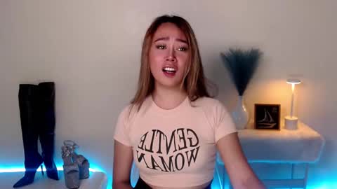 WET AND WILD YHANNA online show from September 21, 2:06 am