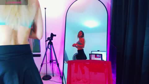 Silent angell online show from February 20, 2:18 am