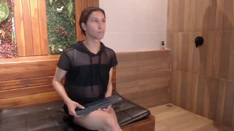 Snapshot of simon_durand chatting on February 14, 4:04 am SImon Duran online show from February 14, 4:04 am