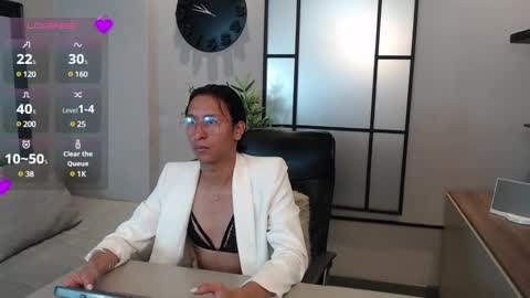 Snapshot of simon_durand chatting on February 28, 3:48 am SImon Duran online show from February 28, 3:48 am