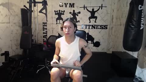Snapshot of simon_durand chatting on March 4, 3:44 am SImon Duran online show from March 4, 3:44 am