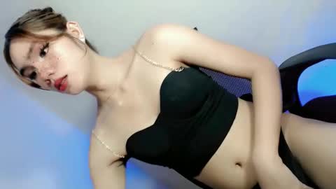 slutty_rose69 online show from May 22, 9:44 pm