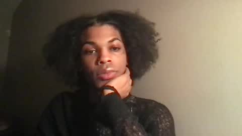 SolaceEve online show from October 26, 11:45 pm