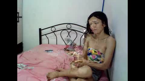 sophialaurel online show from October 12, 4:53 pm