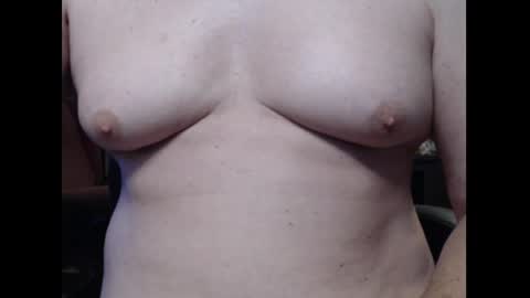 bri and mags fun room online show from June 1, 2:46 am
