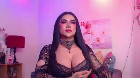 CALL ME STELLA online show from May 13, 6:55 am