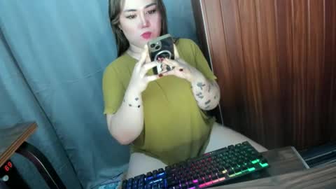 Millany online show from May 22, 4:30 am