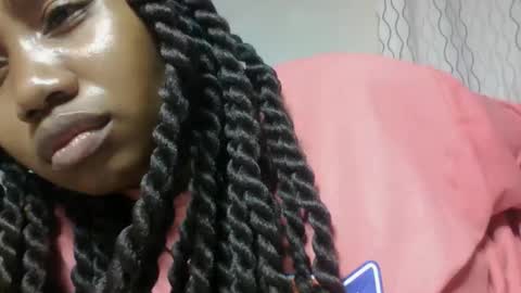 surbelle online show from May 21, 6:48 pm