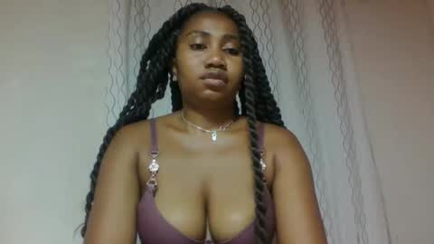 surbelle online show from May 22, 6:59 pm