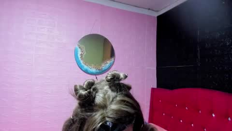 Snapshot of sussan_nasty chatting on December 19, 5:40 am sussan_nasty online show from December 19, 5:40 am