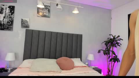 Sven online show from May 24, 8:06 pm
