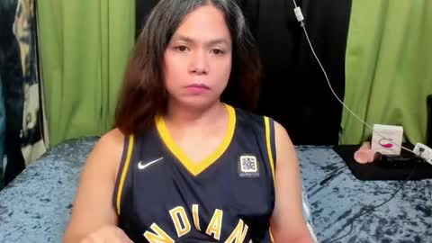 izza  izzasweet online show from May 6, 1:12 am