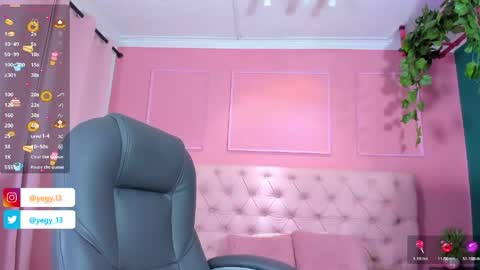 Yeileen online show from May 13, 9:57 pm