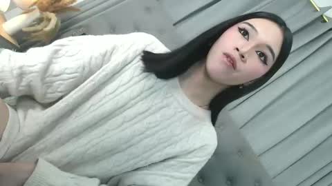 sweet_tatiana28 online show from April 25, 3:43 am