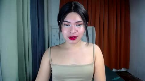 sweet_trexie online show from May 2, 4:50 am