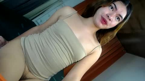 sweet_trexie online show from May 7, 1:34 am
