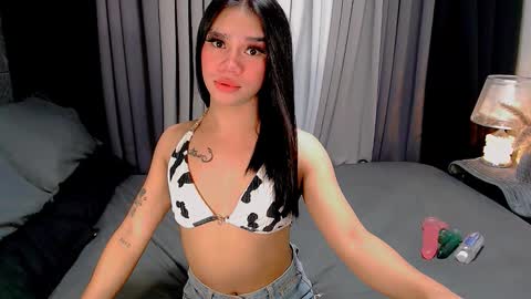 bea takashi  online show from November 27, 9:34 am