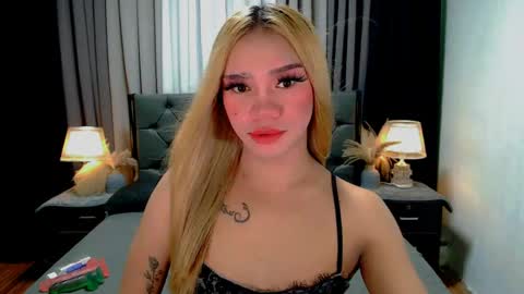 bea takashi  online show from May 14, 9:41 am