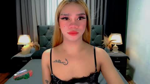 bea takashi  online show from May 18, 9:15 am