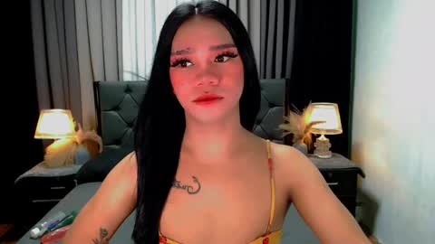 bea takashi  online show from May 25, 11:29 am