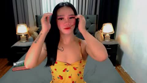 bea takashi  online show from May 28, 9:18 am