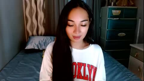 Lilly online show from May 21, 4:41 am