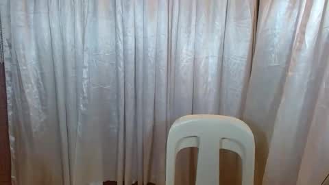 sweetvictoria2000 online show from May 13, 7:17 am