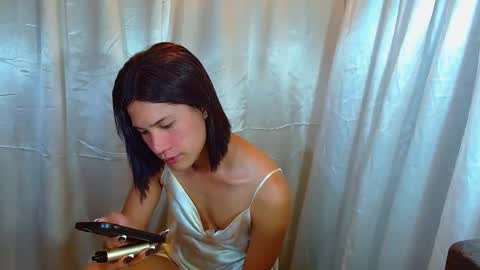 sweetvictoria2000 online show from June 2, 6:26 am
