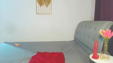 Talyana online show from May 23, 1:40 pm