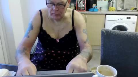 tansysomersetuk online show from February 25, 7:35 am