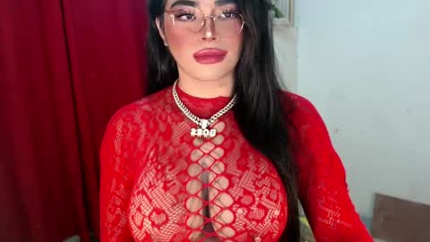 tashaa online show from May 8, 9:17 am