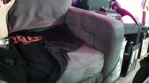 tashaclouds online show from March 8, 5:38 pm