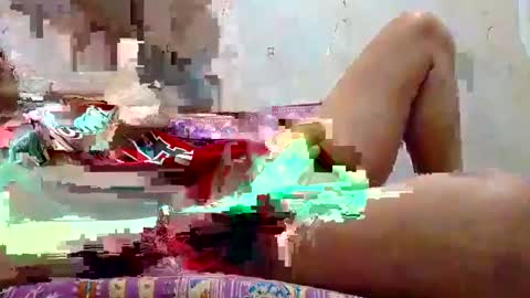 Snapshot of tasstiesst_lady_huge_cock chatting on September 14, 11:14 am roxy online show from September 14, 11:14 am