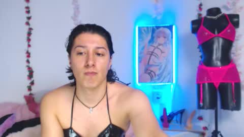 Taylorsweet1111 online show from May 19, 8:32 am