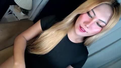 Im Dianna DONT FORGET TO FOLLOW ME   online show from January 8, 8:29 am