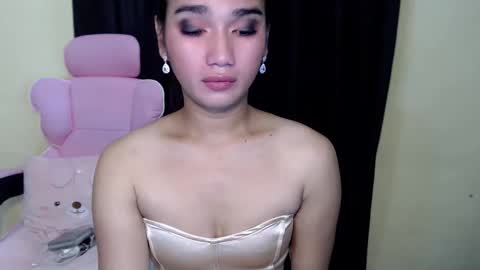TransGoddessZhandria online show from May 18, 4:07 am