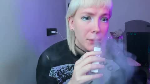 Kira online show from May 22, 1:56 am