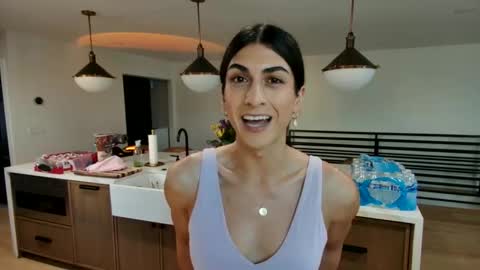 babygirlmami online show from May 15, 12:52 am