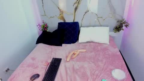       online show from May 21, 2:18 am