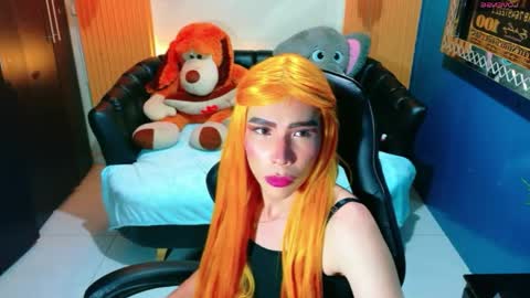 thamara_roberts online show from April 25, 1:41 pm