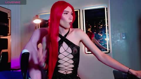 thamara_roberts online show from May 19, 12:45 pm