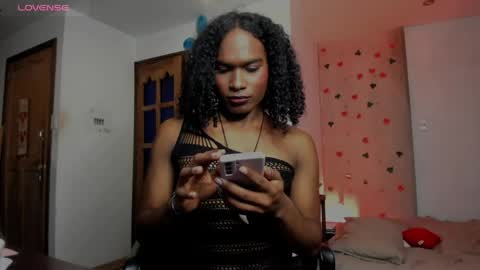 Goldie online show from May 7, 1:34 am
