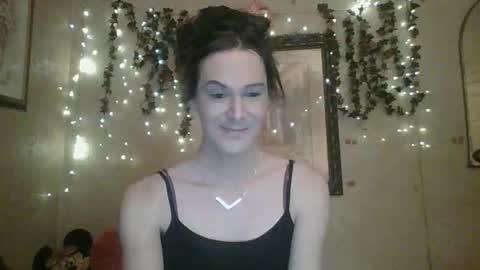 sillymillie0 online show from February 10, 12:17 am