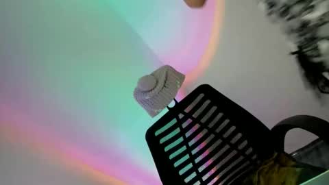 stella online show from October 3, 7:30 am