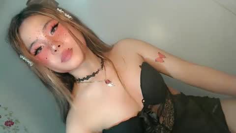 tight_elliana online show from May 16, 1:25 am