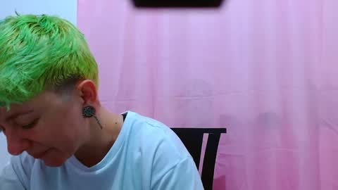 Blue online show from September 17, 1:43 am