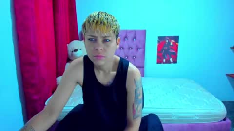 tomboygirl69 online show from January 19, 5:07 pm