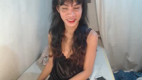 Amor  THUMBS-UP ME online show from March 17, 5:53 am